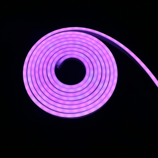 neon-flex-led-traka-12v-5m-ip65-rgb-set-sa-daljinskim-1.jpg
